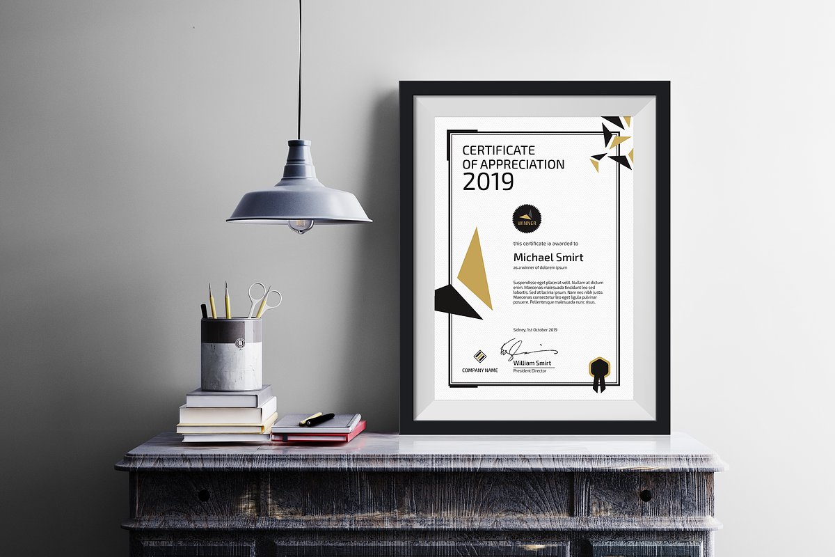 Modern Certificate, a Stationery Template by silukEight (Photo 2 of 7)