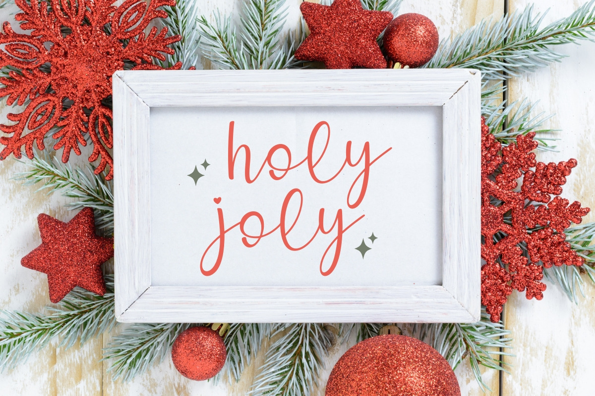 Winter Belle - Modern Script Font, a Script Font by SaktiAvellin (Photo 2 of 6)