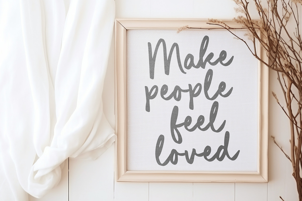 Simple Cakes Font, a Script Font by Timurtype (Photo 5 of 7)