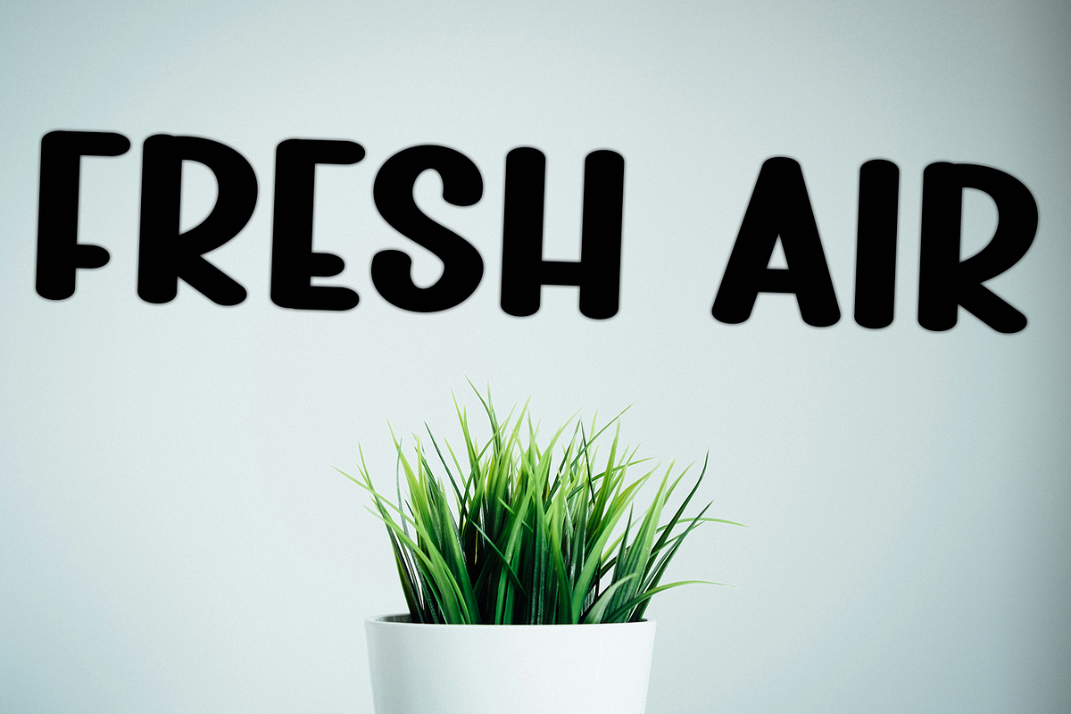 Helpful, a Serif Font by FreshTypeINK (Photo 2 of 8)