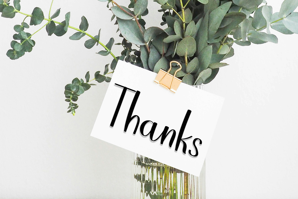 Monday, a Handwritten Font by FreshTypeINK (Photo 4 of 8)