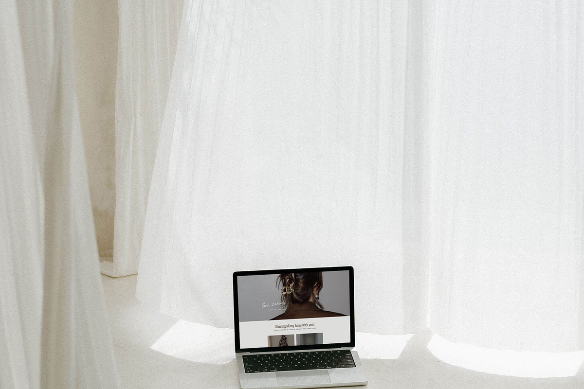 Showit Instagram Landing Page Templa, a Landing Page Template by Blush Created (Photo 5 of 15)