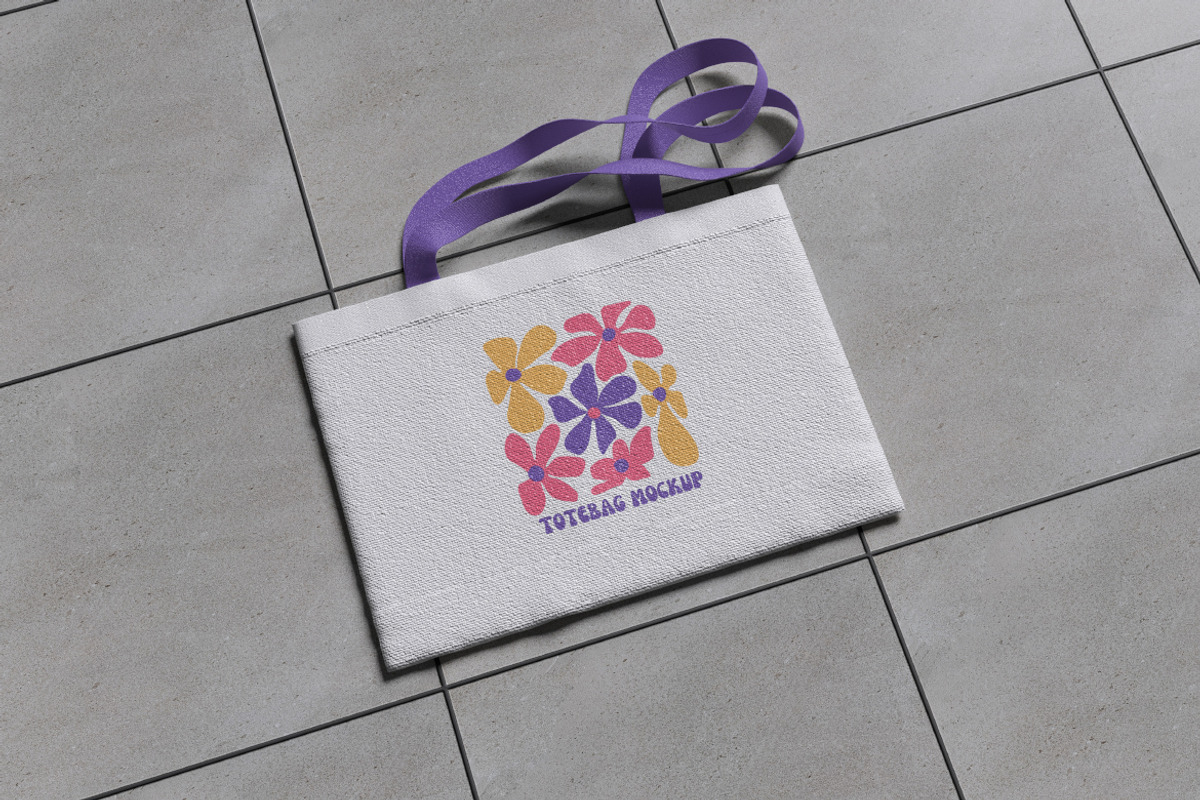 Totebag Mockup Bundle Set, a Packaging Mockup by Rielismee (Photo 2 of 5)