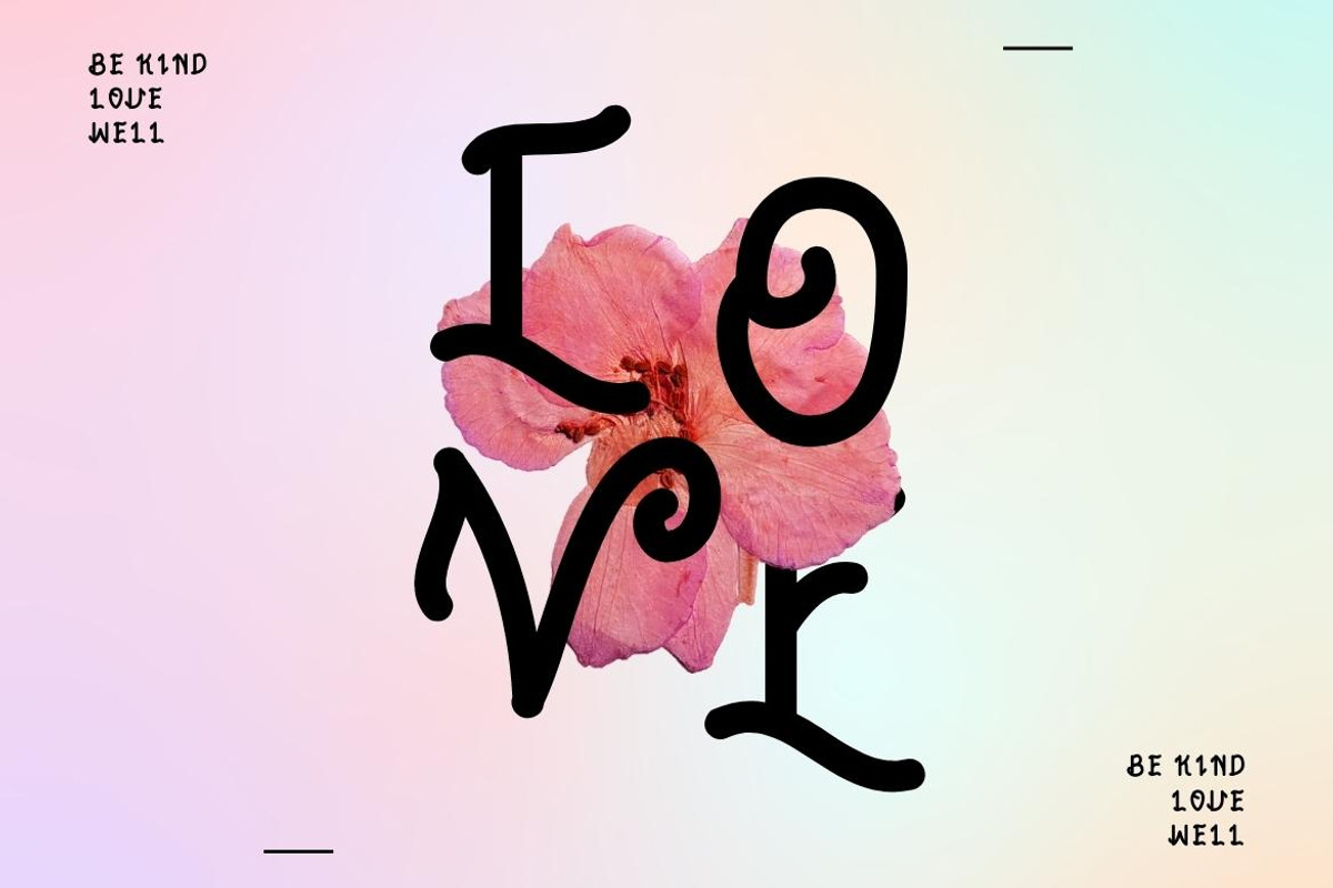 Estafosa - Unique Vintage Font, a Blackletter Font by Dhabee (Photo 5 of 10)