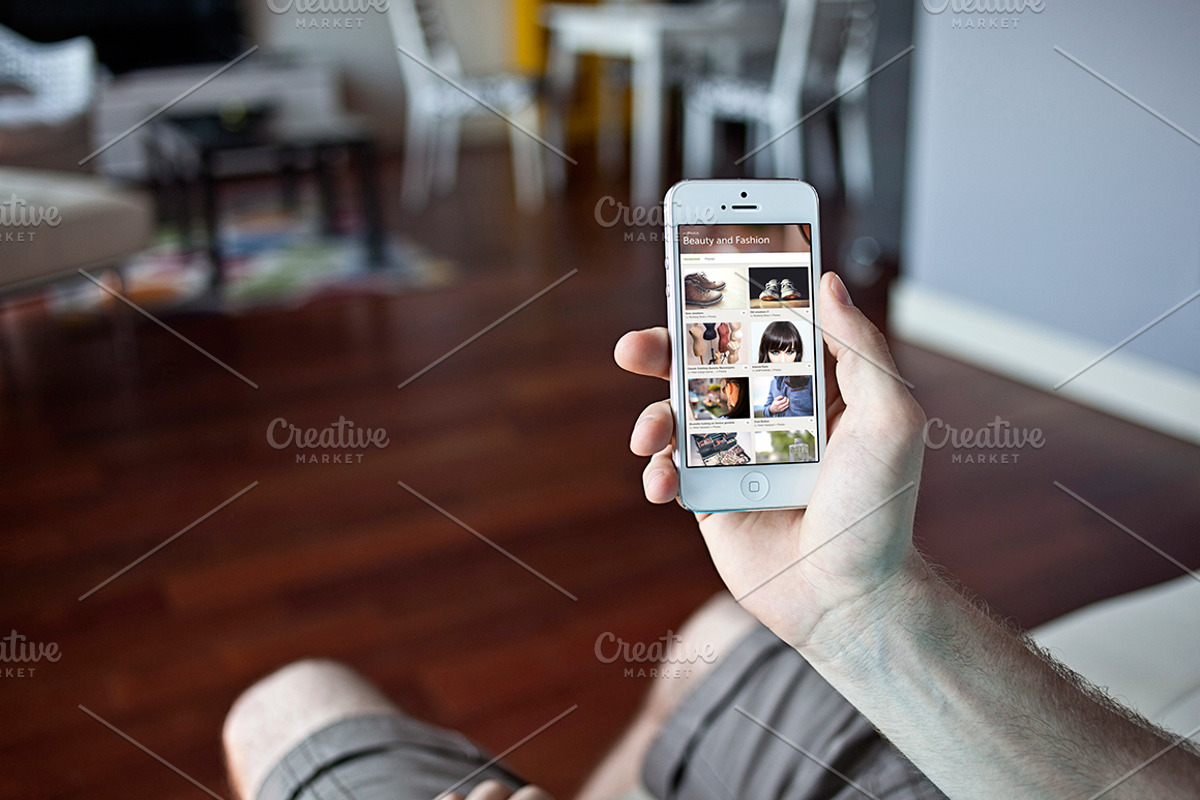 8 photo mockups- 5x iPad + 3x iPhone, an iPhone Mockup by show it better (Photo 2 of 5)