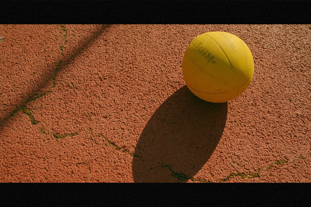 80'S FILM PRESETS FOR LIGHTROOM, a Preset Add-On by El Oasis Market (Photo 3 of 10)