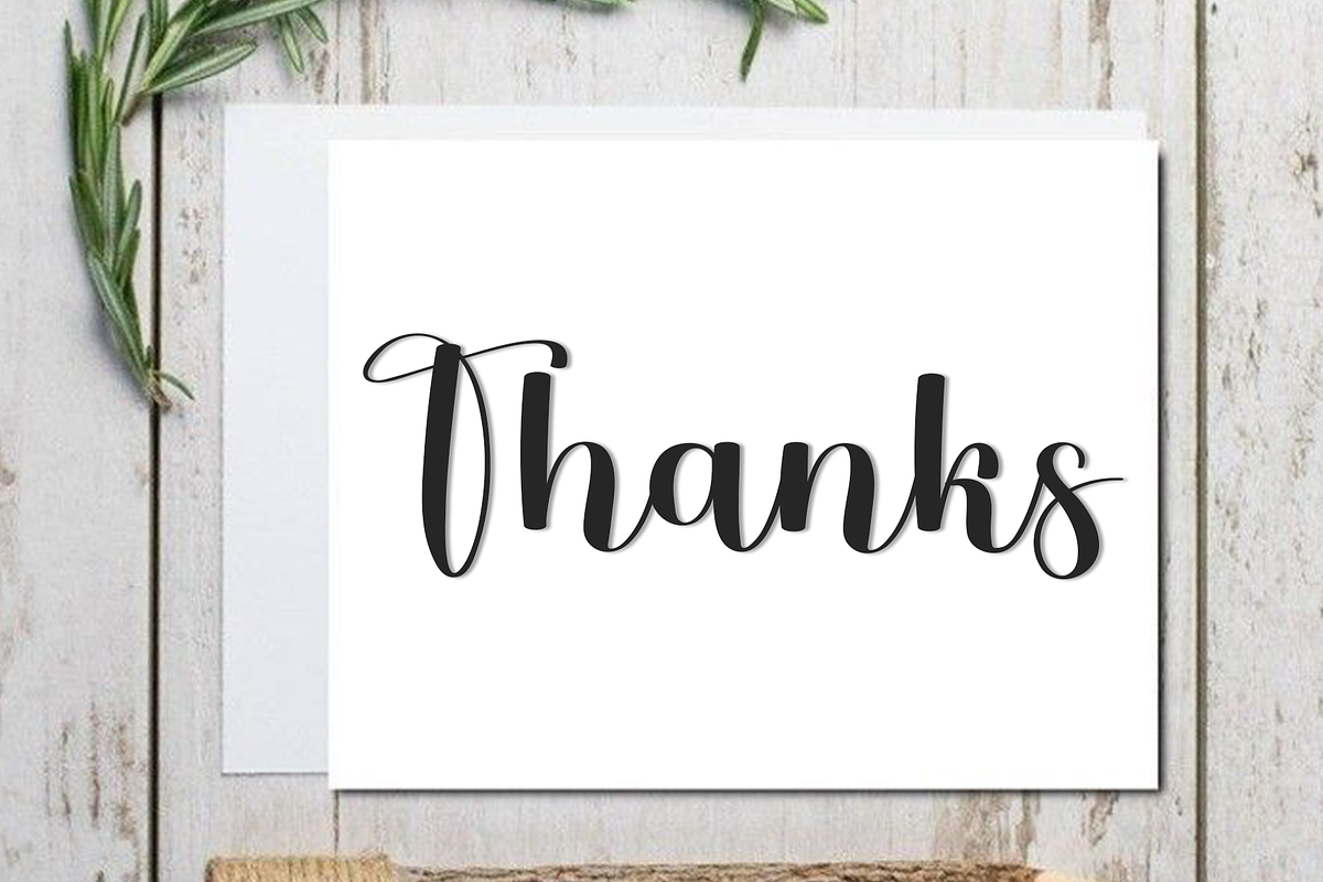 Lovely Chistmas, a Handwritten Font by InermediaSTUDIO (Photo 7 of 8)