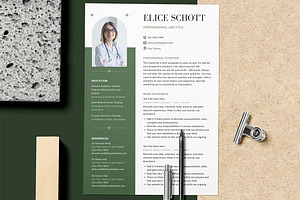 CANVA Resume Template / CV Set