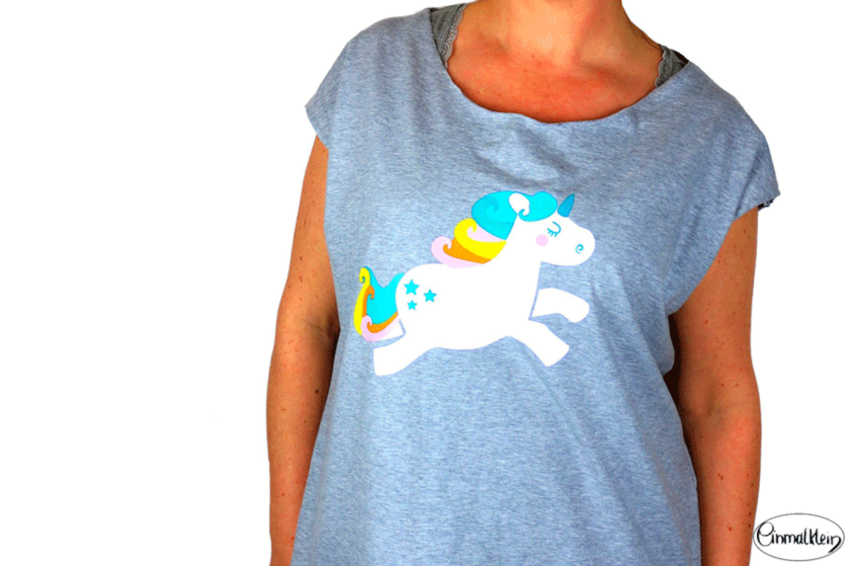 SVG DXF cutting file jumping unicorn, an Illustration by kaeselotti (Photo 2 of 4)