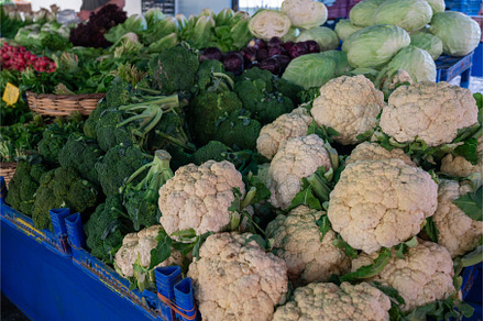 Cauliflower trading in the Turkish, a Food & Drink Photo by Jan Jack Russo Media