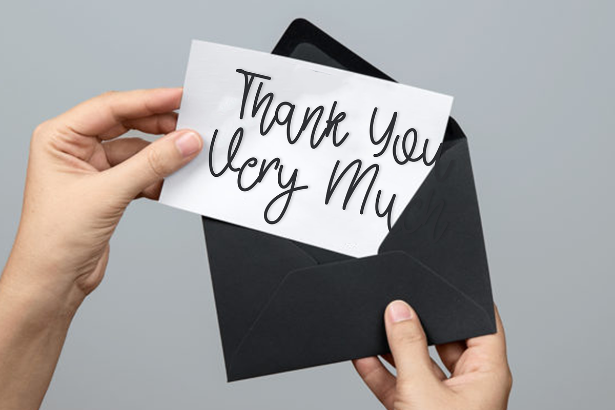 Autography, a Handwritten Font by InermediaSTUDIO (Photo 8 of 8)