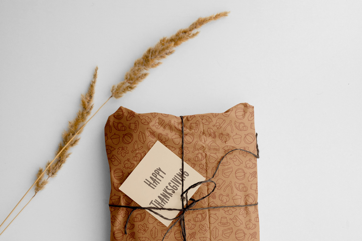 Iconic Thanksgiving Seamless Pattern, a Pattern Graphic by oelhoem (Photo 4 of 5)