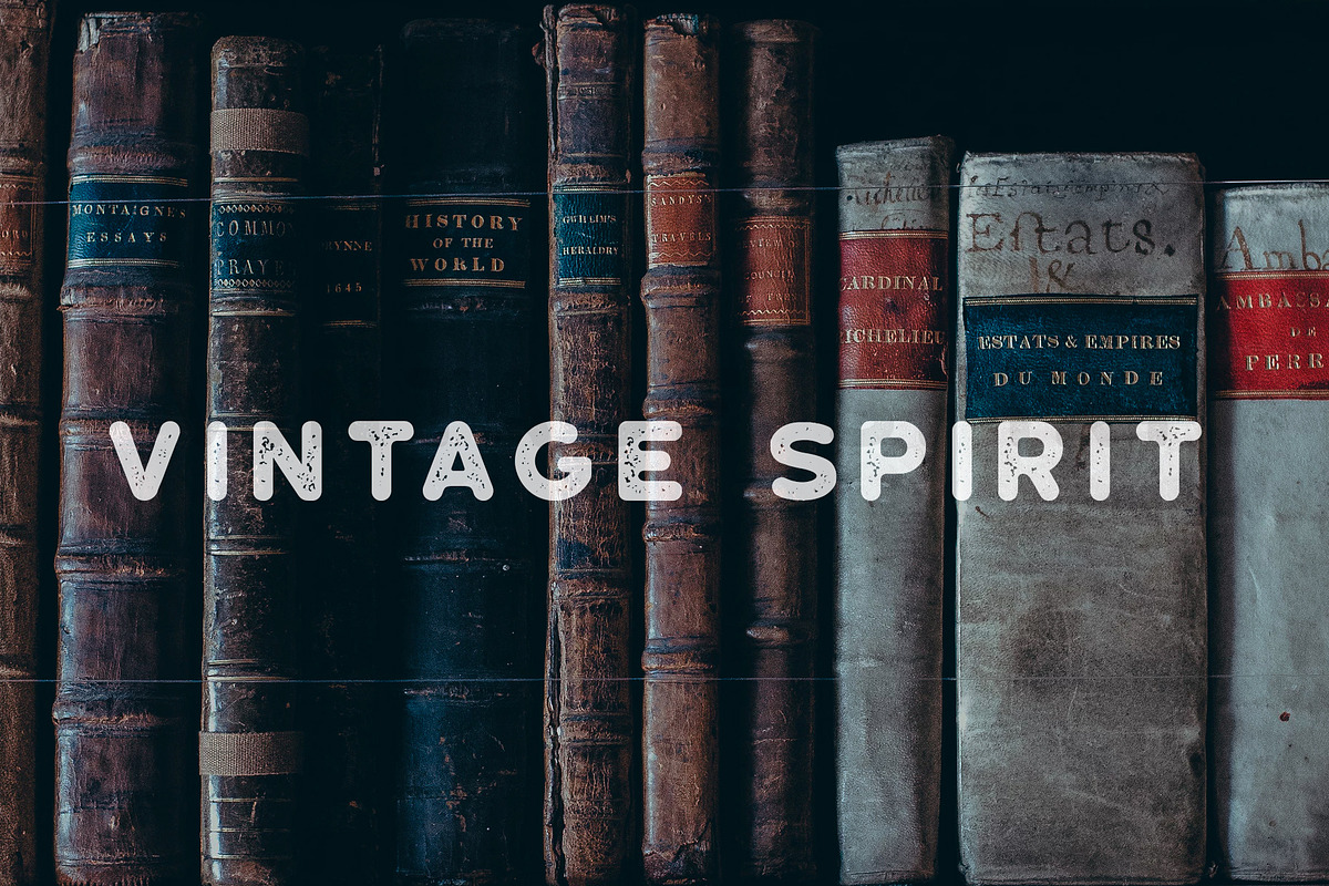 Roundhouse - Regular & Aged, a Sans Serif Font by Roman Paslavsky (Photo 12 of 12)