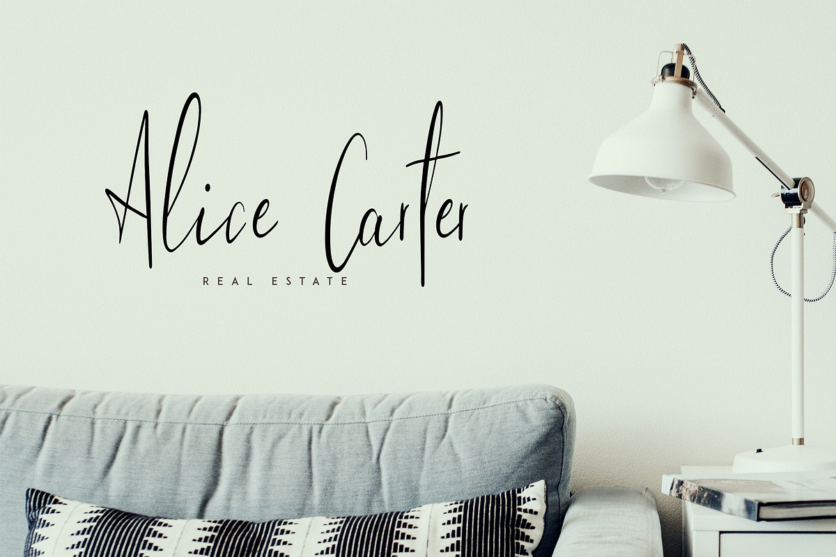 Sunlight - Signature typeface preview 5