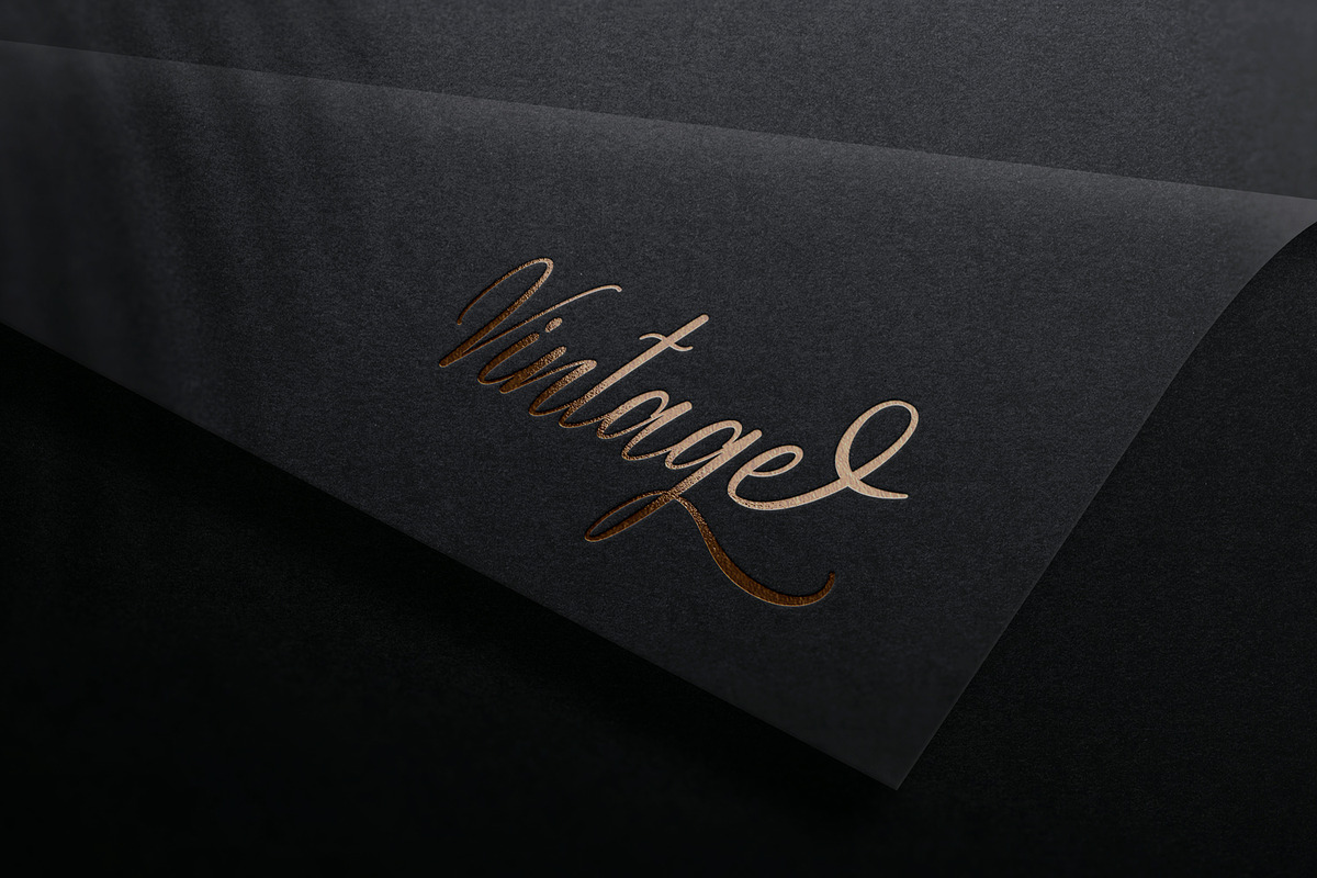 Haylieta - Elegant Script Font, a Script Font by Favo Write (Photo 5 of 11)
