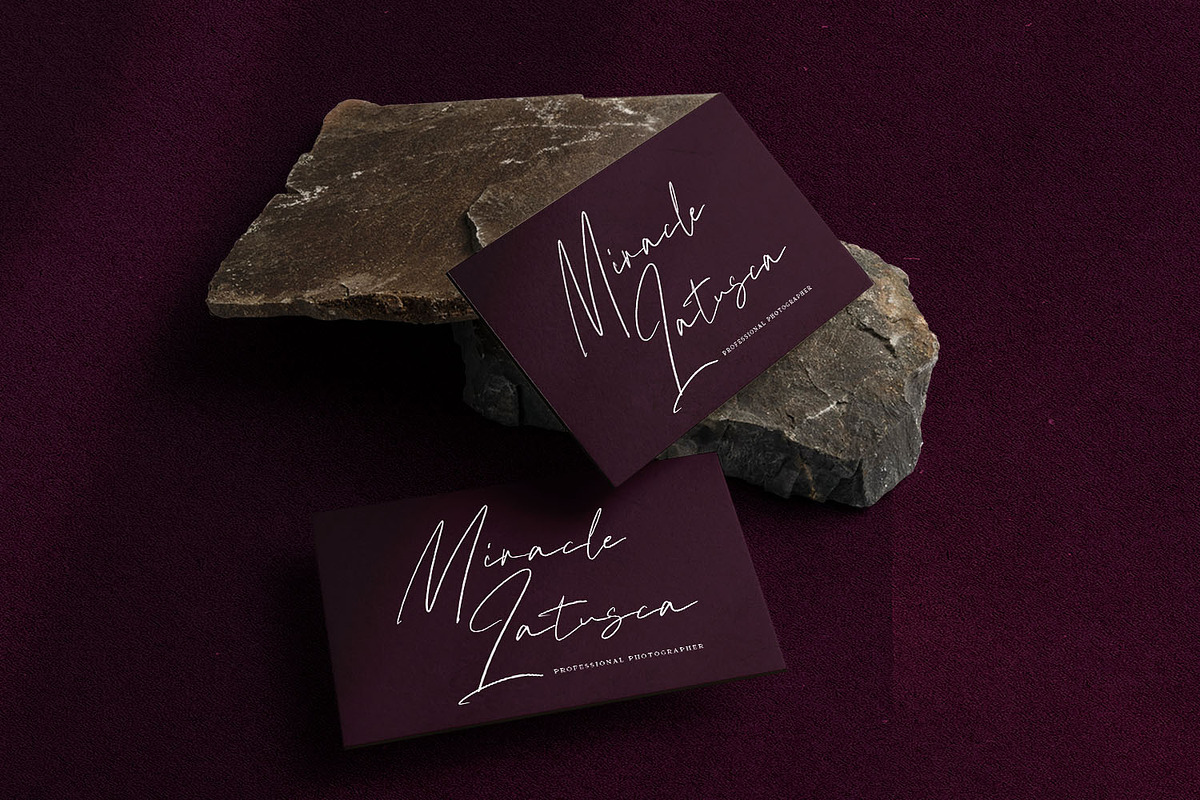 Mahallina Signature Script Font, a Script Font by Kotak Kuning Studio (Photo 6 of 9)