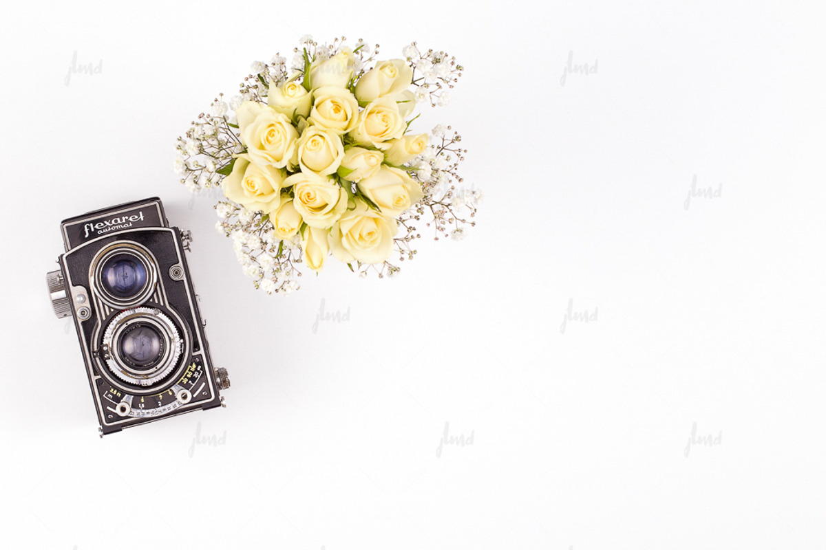Set of 3 styled stock images ♥, a Mockup by JustLikeMyDesktop (Photo 1 of 3)