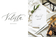 Beauty Flowers, a Script Font by Larin Type Co. (Thumbnail 4 of 13)