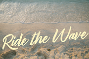 Maveric, a Script Font by ShowUp! Studio (Thumbnail 2 of 12)