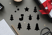 Christmas Tree Font SVG Bonus Icons, a Font by InkCloudDesign (Thumbnail 3 of 6)