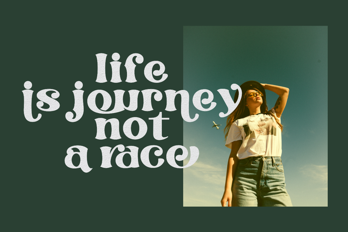 Stylistic Vibe, a Sans Serif Font by Joko Setiono (Photo 4 of 21)