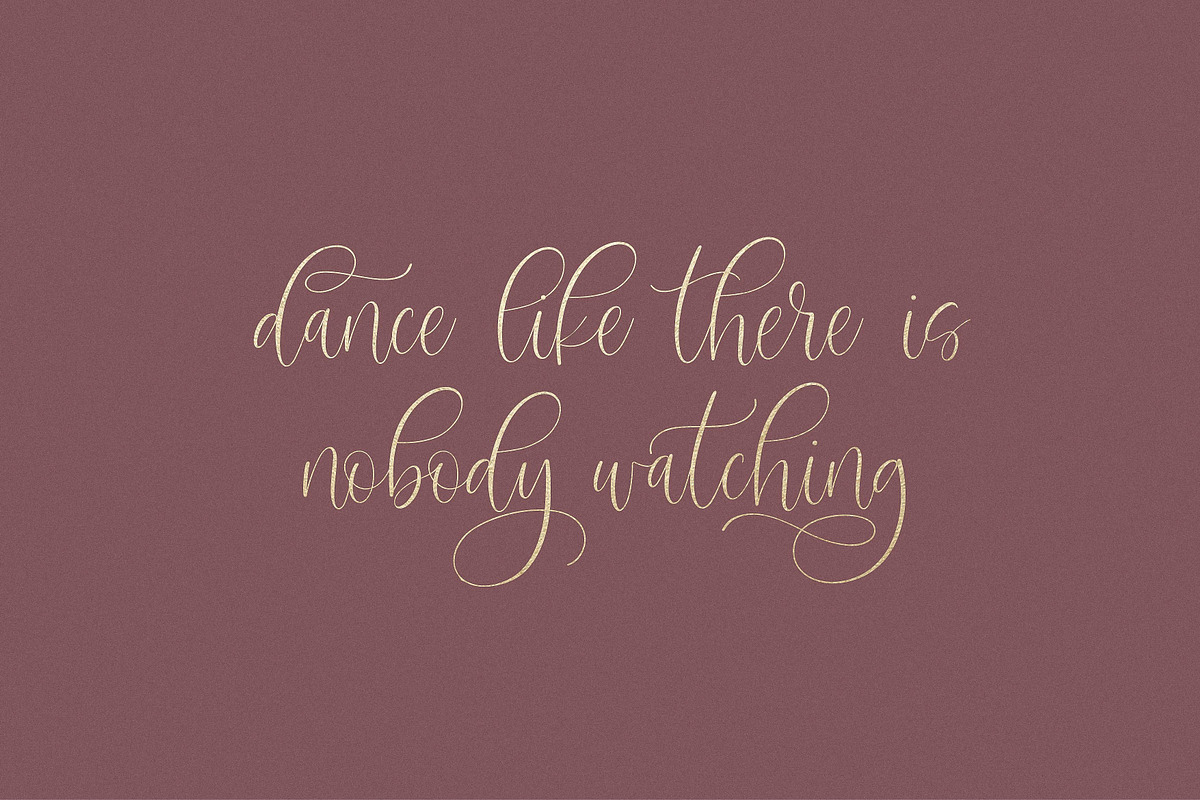 Sangria Script Font preview 7