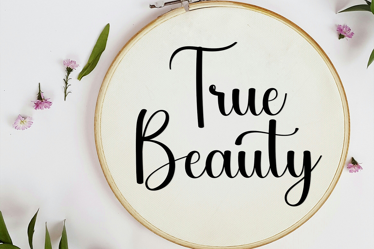 Better Together, a Handwritten Font by InermediaSTUDIO (Photo 5 of 7)