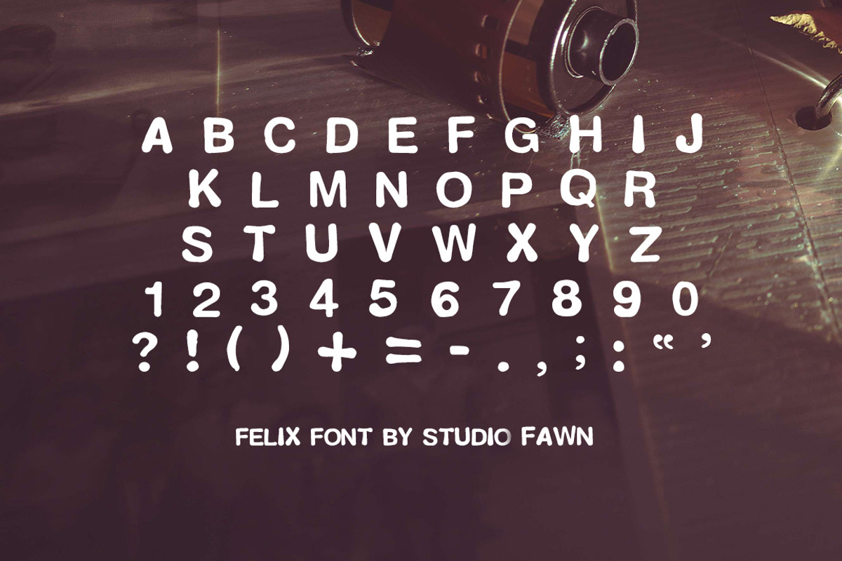 Felix Vintage Rubber Stamp Font preview 5