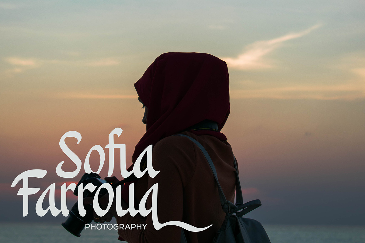 Khanaya - Serif Script Font preview 5