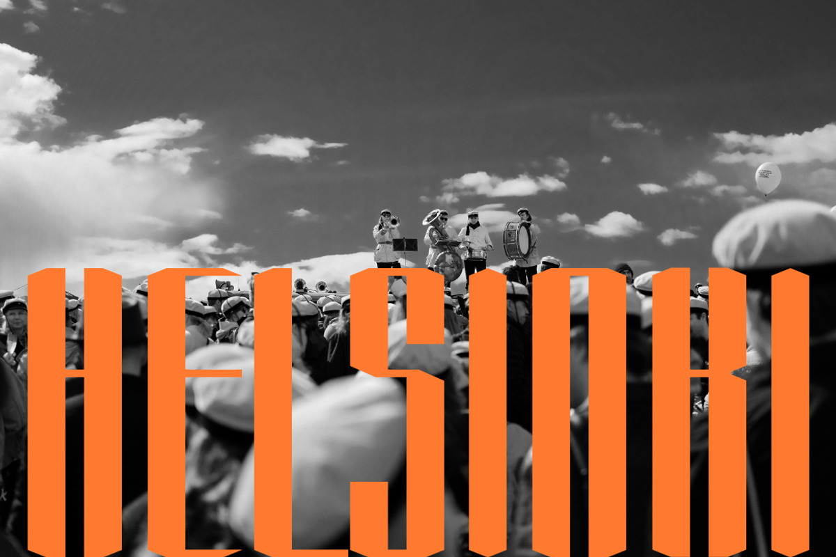Thraquen – Condensed Display, a Blackletter Font by Nian Keun Studio (Photo 7 of 11)