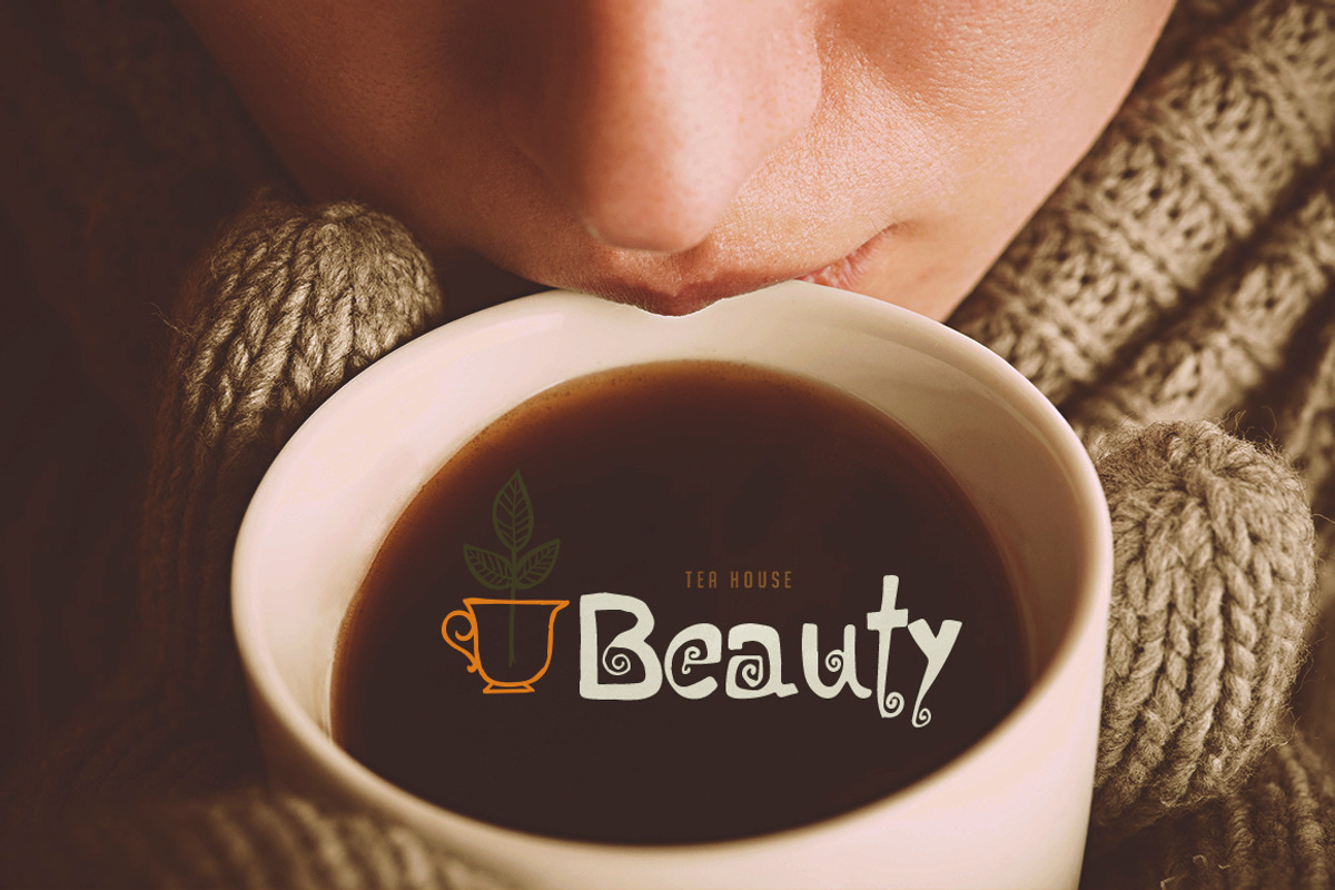 Clotilda Script Typeface preview 4
