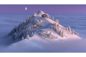 Above the clouds that have descended, an Animal Photo by ZinetroN