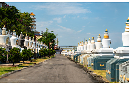 Path of Stupas at Fo Guang Shan, an Architecture Photo by Leonid Andronov