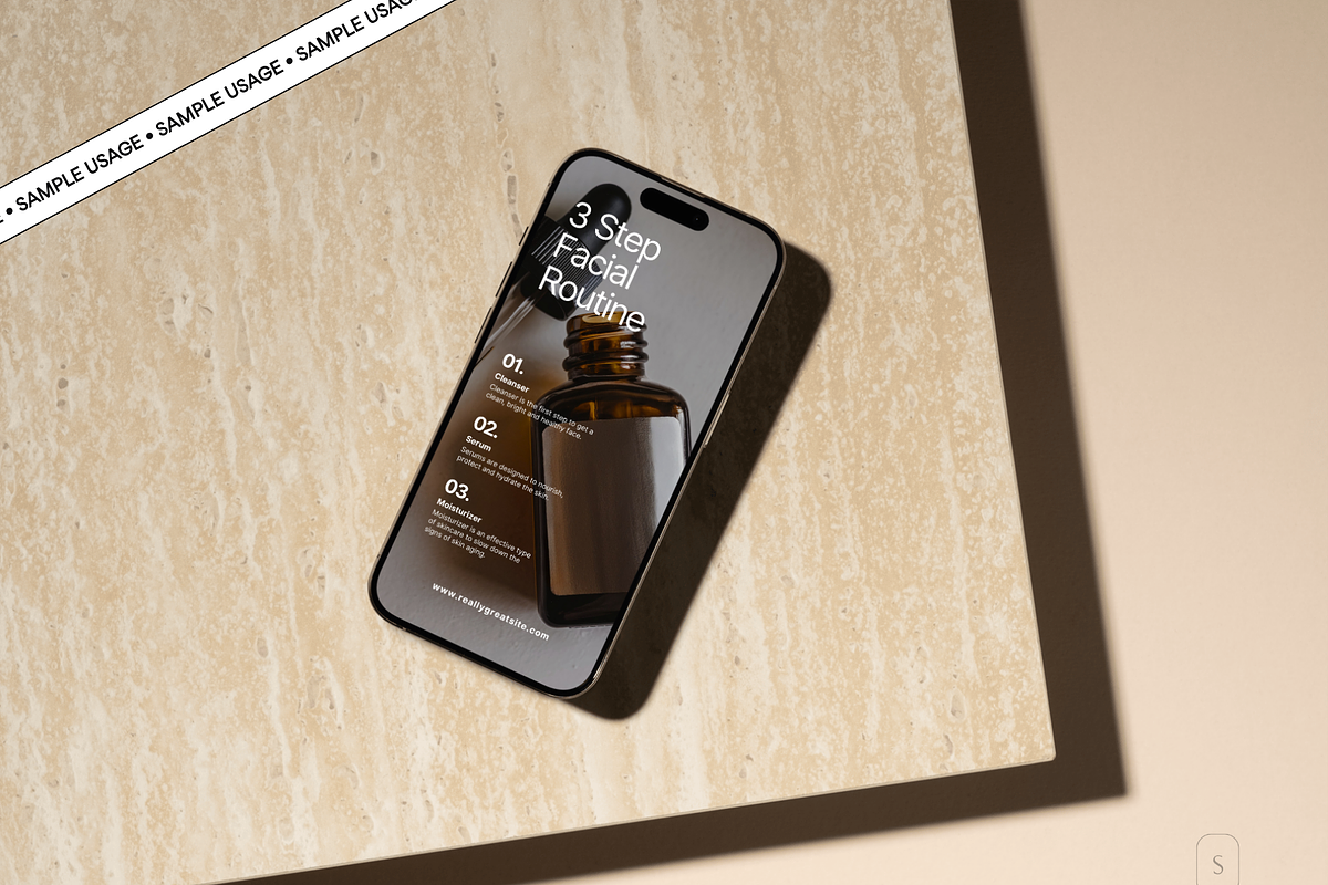 160 Cosmetic Packaging Stock Photos, a Beauty & Fashion Photo by Sjá Agency (Photo 7 of 11)