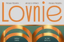 Lovnie – Art Deco Font