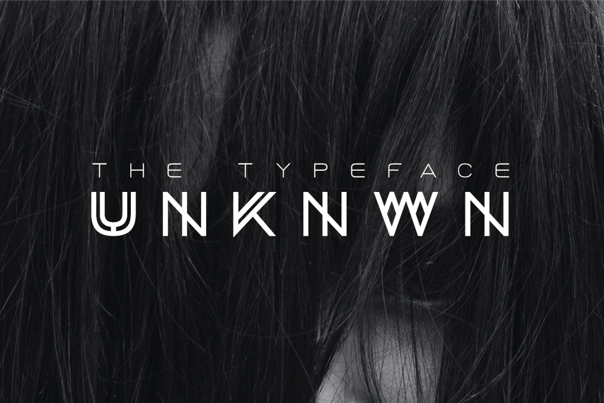 BLACK - Mysterious / Hybrid Typeface preview 2