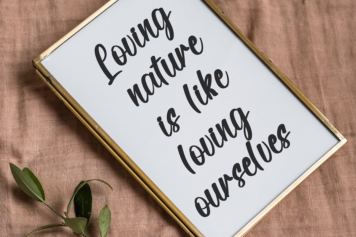 Recycleme, a Handwritten Font by InermediaSTUDIO (Photo 7 of 7)