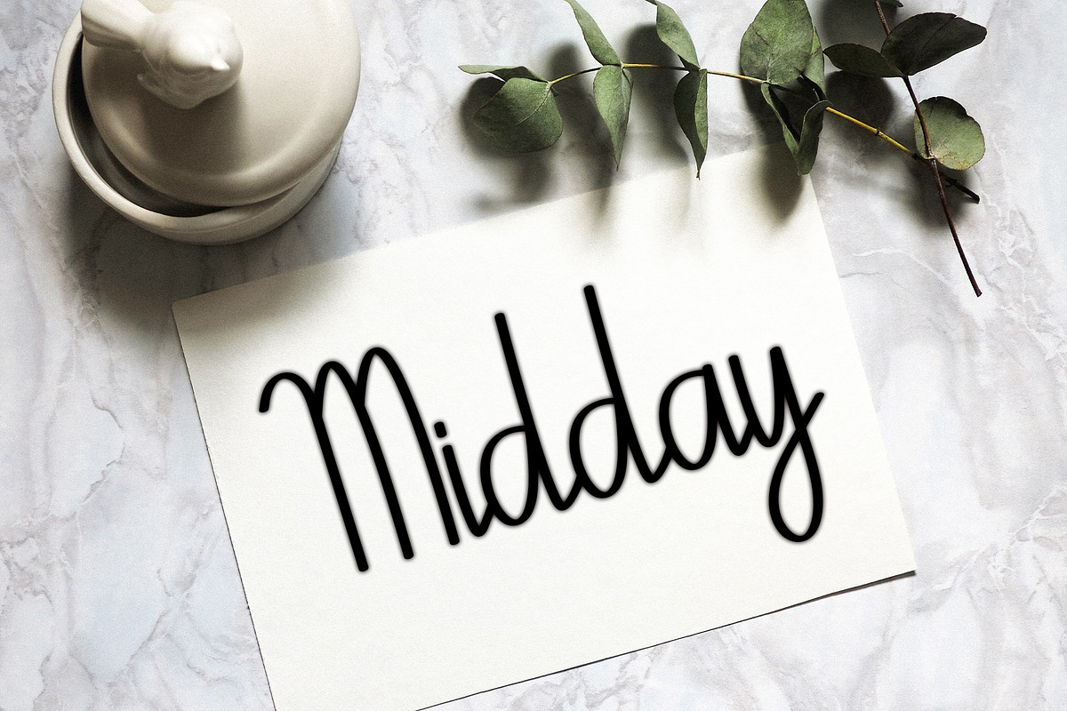 Lucky, a Handwritten Font by InermediaSTUDIO (Photo 5 of 6)