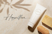 Hayollan Signature Script, a Script Font by alit design (Thumbnail 13 of 15)