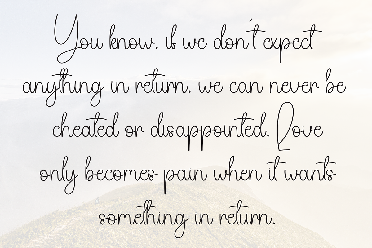 Vintage Signature | Script Font, a Handwritten Font by Scratchones (Photo 6 of 8)