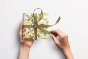 LEMONS & FLOWERS Seamless Pattern, a Pattern Graphic by AYAKA Studio Co. (Thumbnail 5 of 9)