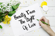 Sweater, a Handwritten Font by InermediaSTUDIO (Thumbnail 6 of 6)
