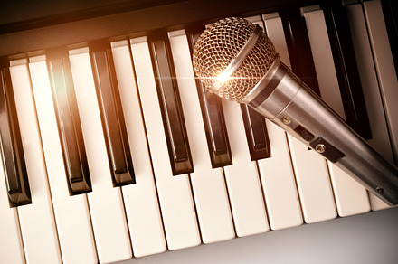 Piano and microphone top view, an Arts & Entertainment Photo by Davizro's Market