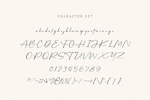 Aurantiaca Signature Font