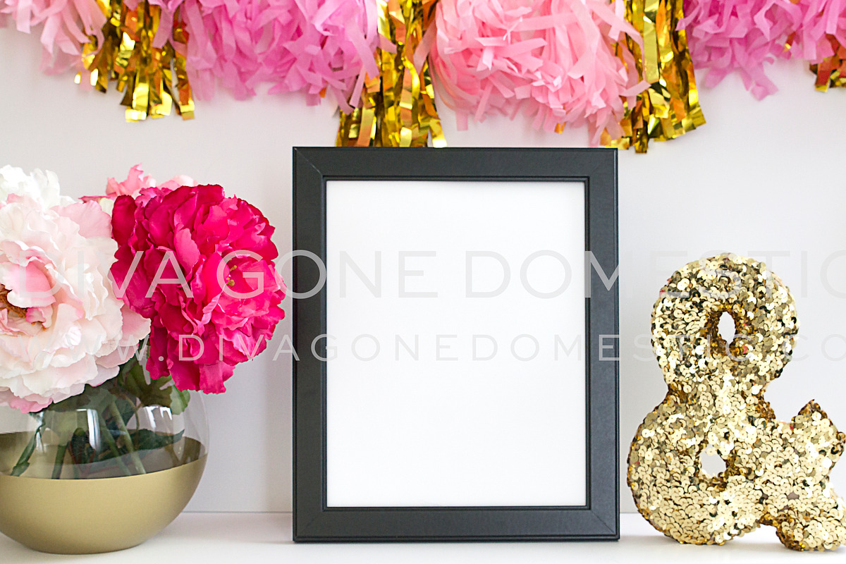 Styled Photo Frame - Tassel Garland, a Print Template by avenuetwentyone