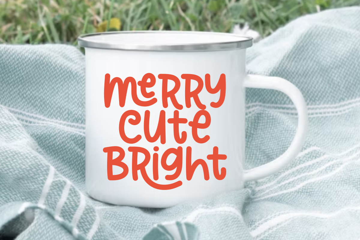 Handmade Christmas - Display Font, a Handwritten Font by SaktiAvellin (Photo 6 of 10)