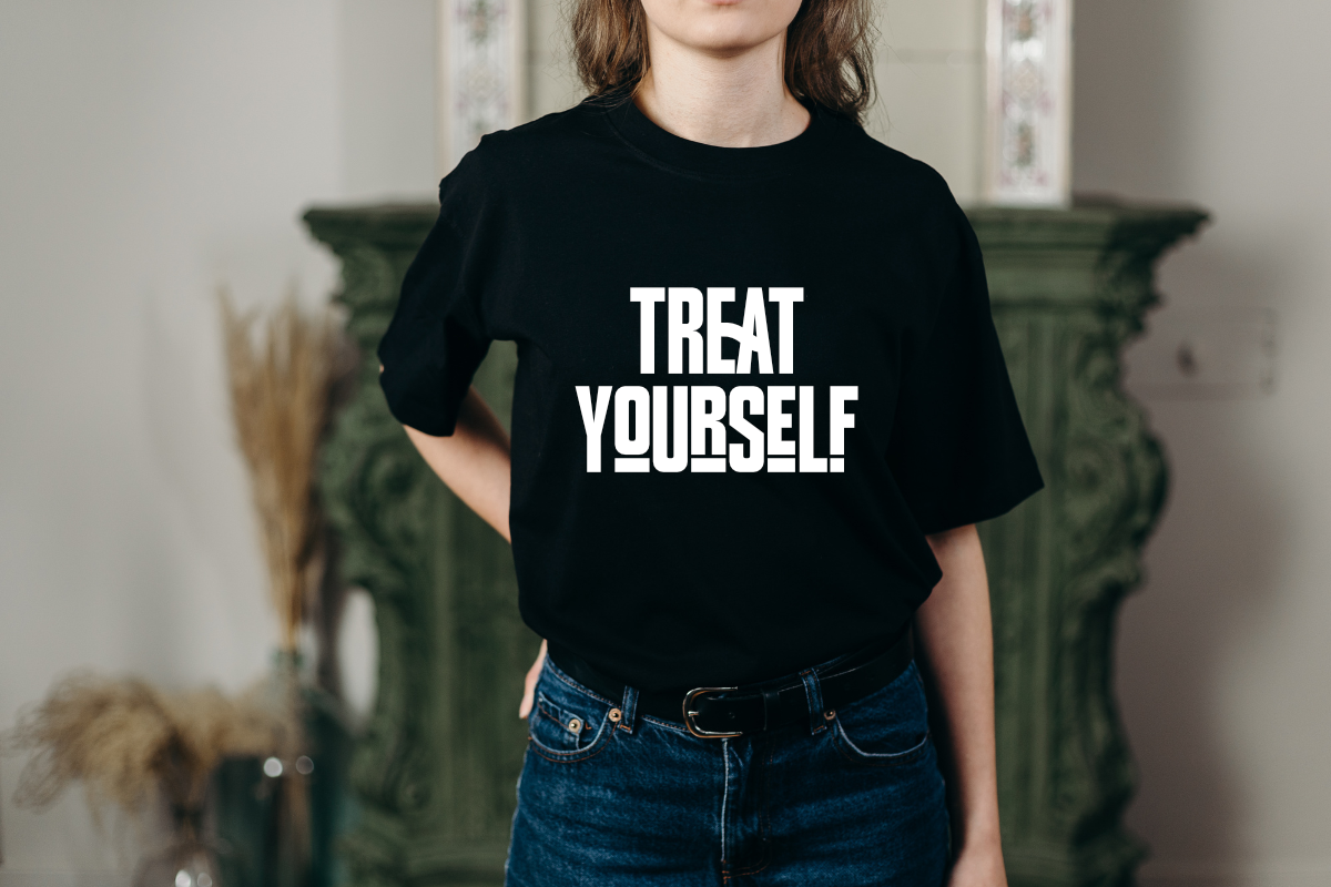 Halloween - Modern Sans Serif, a Sans Serif Font by Pian45 Studio (Photo 6 of 6)