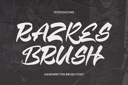 Razkes Brush Font