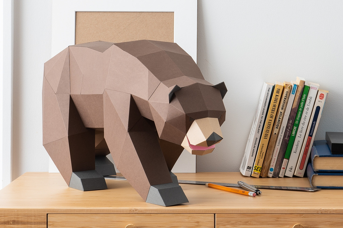 Brown Bear 3d papercraft template, a Presentation Template by Sofs designs (Photo 2 of 3)