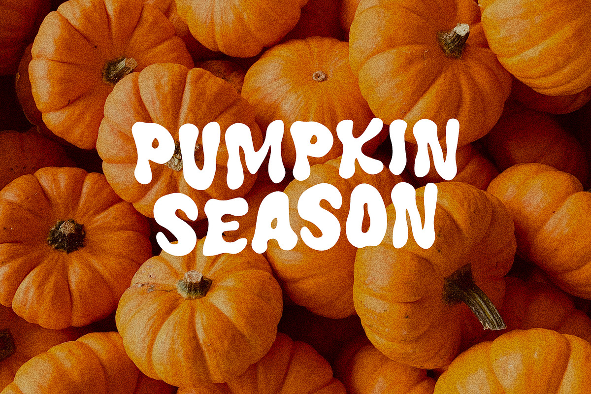 Gentle Ghostly halloween font, a Script Font by supfonts (Photo 2 of 8)